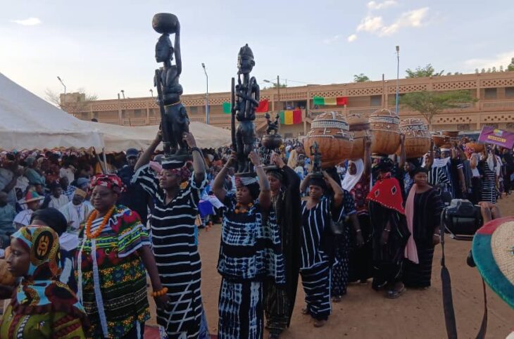 Mali : quand la culture redonne espoir aux personnes déplacées internes