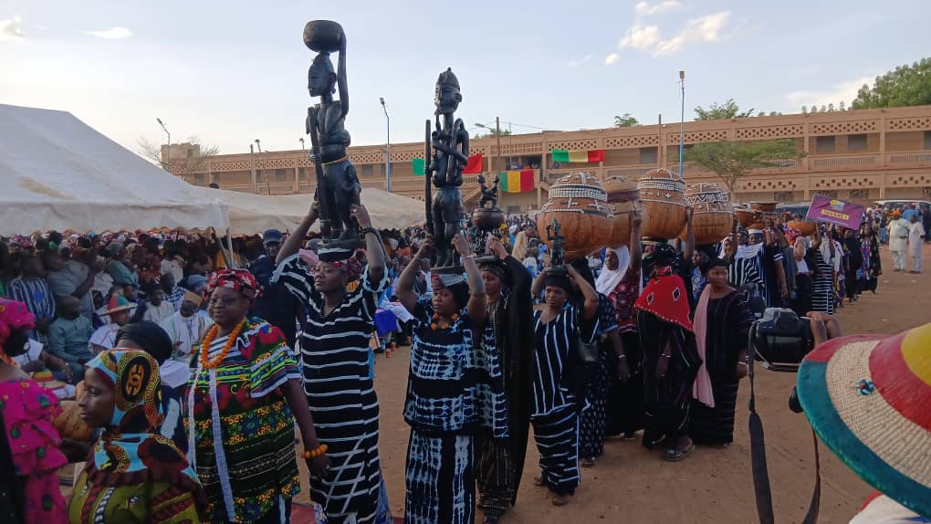Mali : quand la culture redonne espoir aux personnes déplacées internes