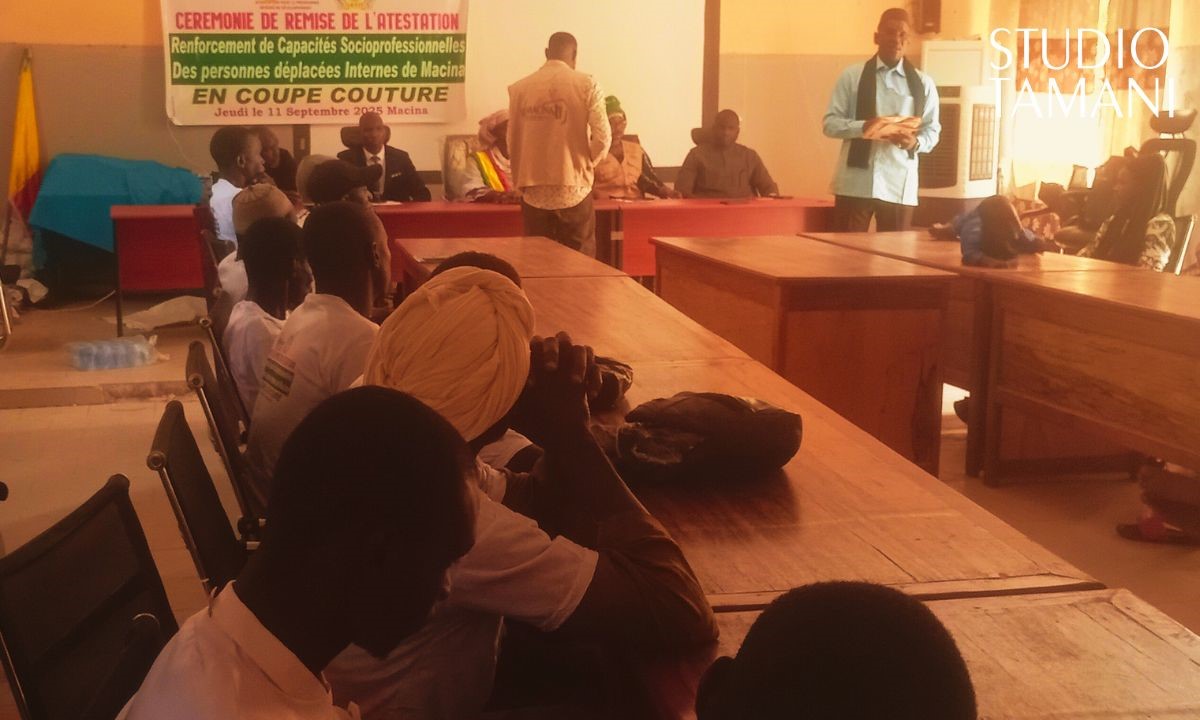 Des femmes déplacées internes formées à la couture à Macina