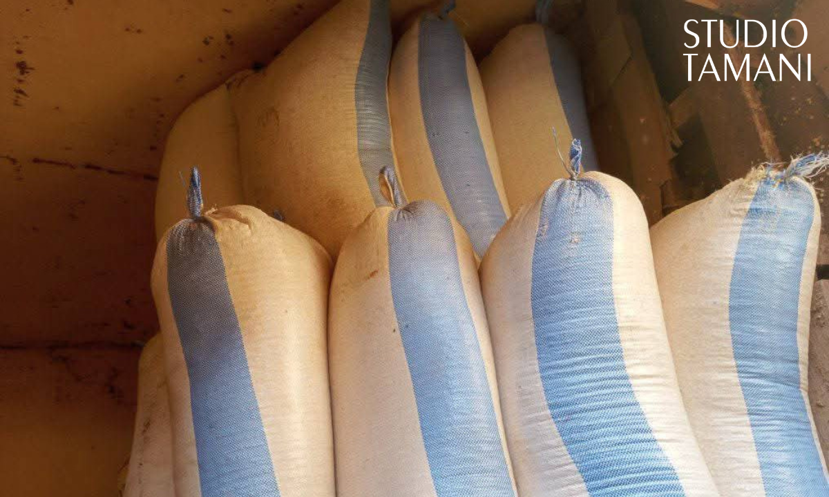 Remise de céréales à la prison civile de Kadiolo