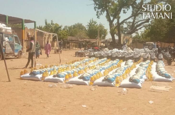 Distribution de kits alimentaires aux déplacés de Macina