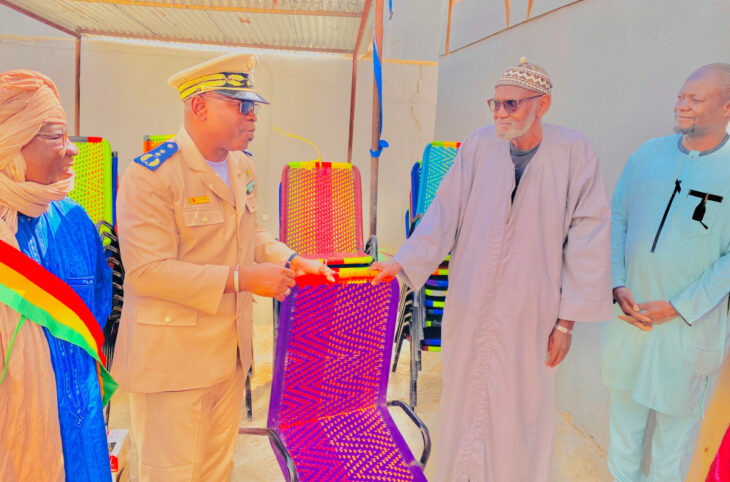 Remise de matériels au RECOPE de Diré