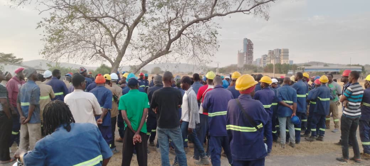 L’État s’oppose au licenciement de travailleurs de Diamond cement-Mali