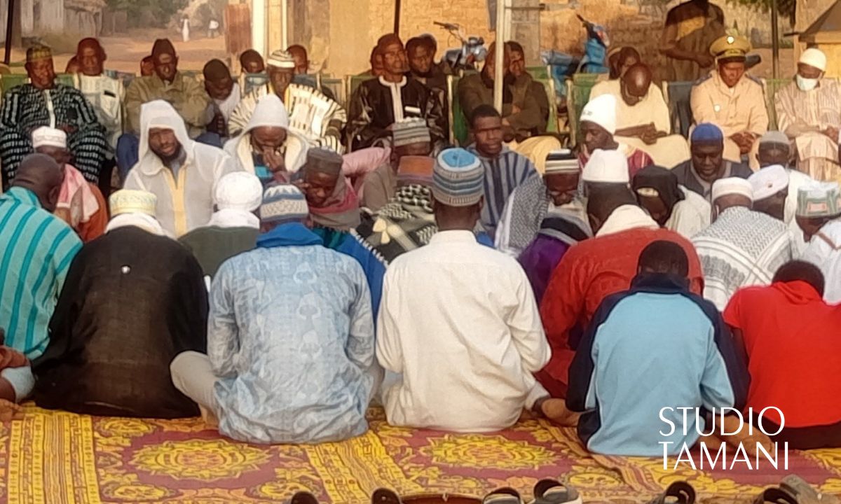 Sacrifice annuel des familles fondatrices de Mahina
