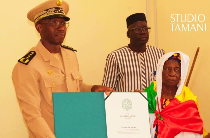 Koulikoro : la lauréate du prix Aga Khan reçue par le gouverneur