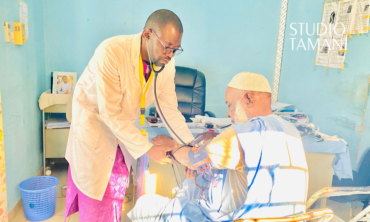 Consultations gratuites pour des leaders religieux à Diré