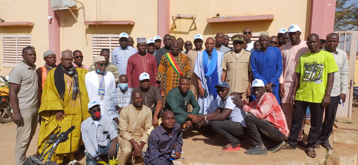 À Kayes, des chauffeurs de camion-benne formés sur le code de la route