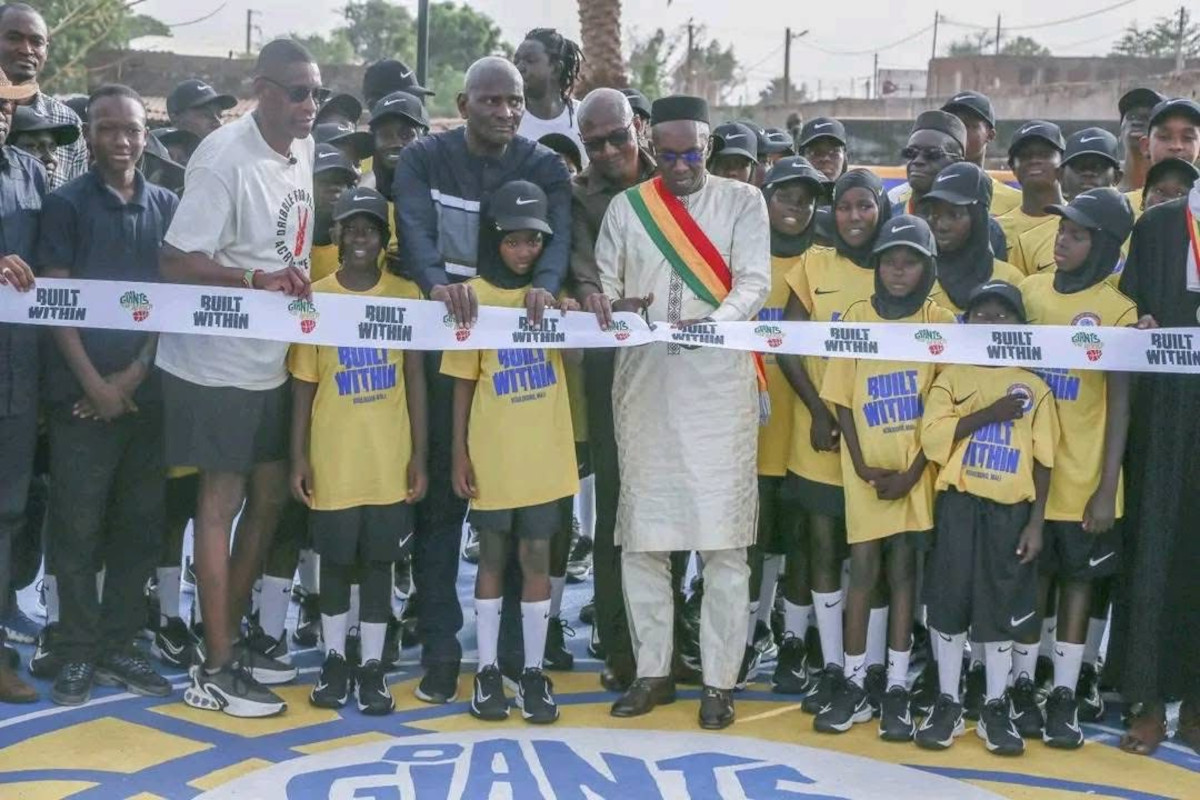 Koulikoro : un terrain moderne de basketball inauguré