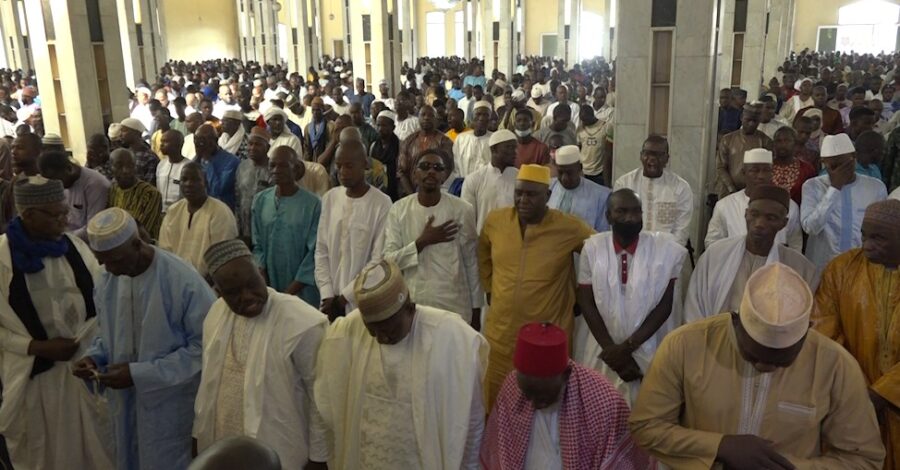 Aïd el-Fitr au Mali : prières pour la paix et messages forts des autorités de la Transition