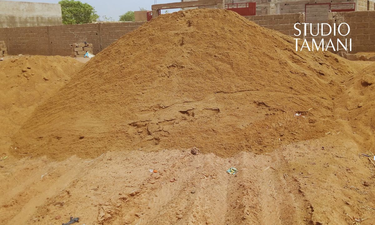 Le prix du chargement de sable flambe à San