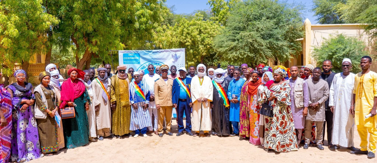 Dialogue intergénérationnel à Diré