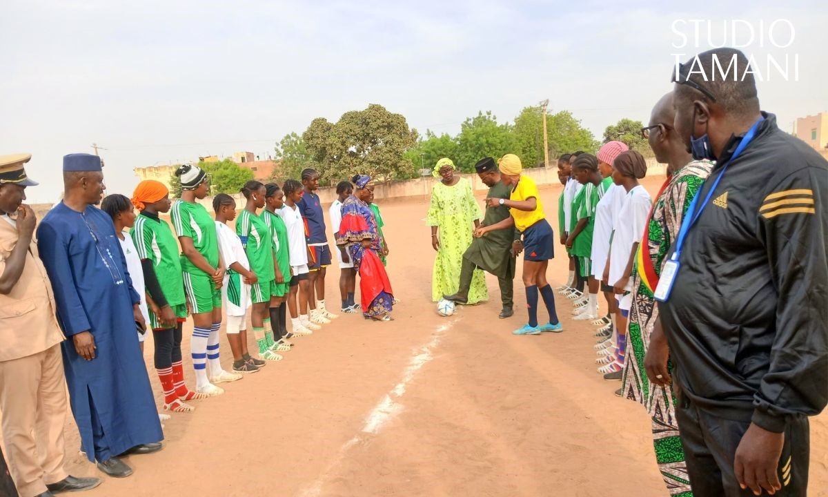 Kayes : coup d’envoi d’un tournoi scolaire de football féminin