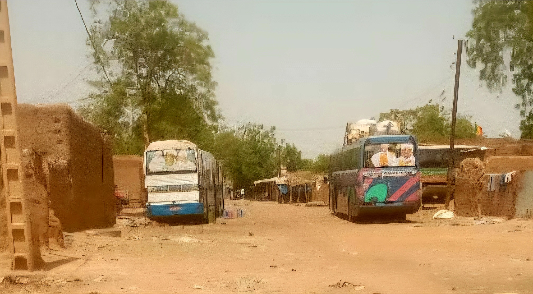 Macina : les transporteurs suspendent les départs vers Bamako