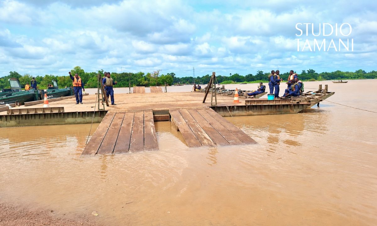 Bafoulabé : la traversée facilitée grâce à un pont flottant