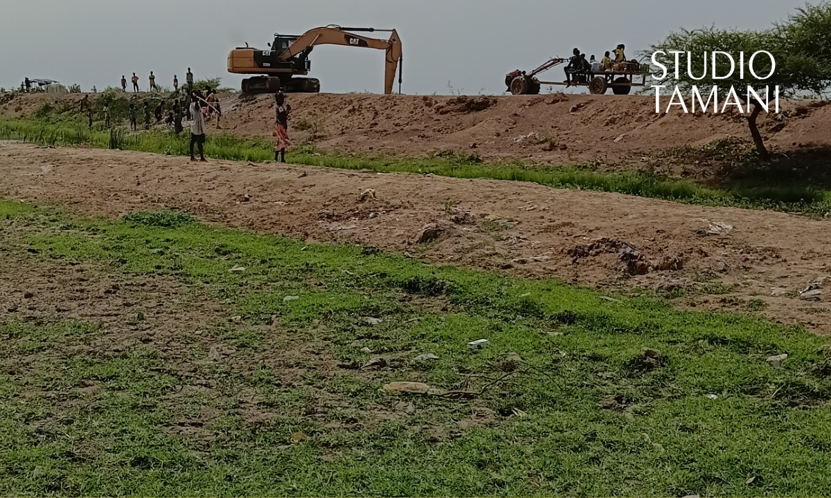 Les canaux d’irrigation en entretien à Macina