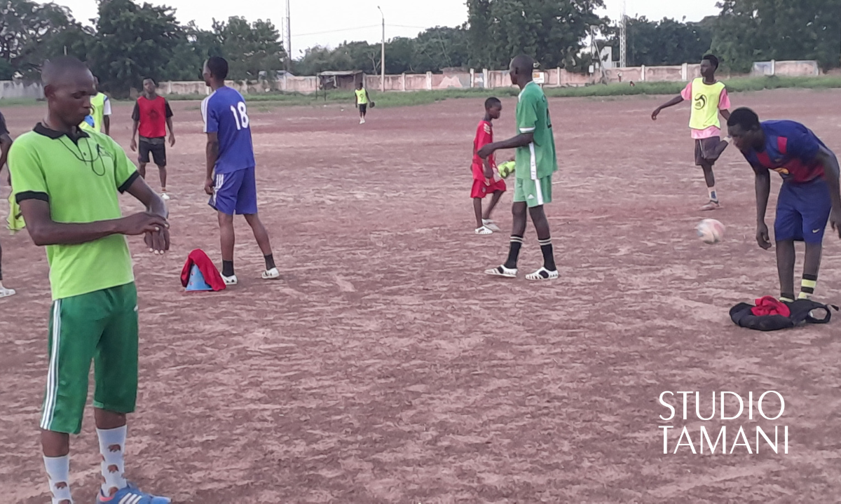 Des jeunes se forment à l’arbitrage du football à Yorosso