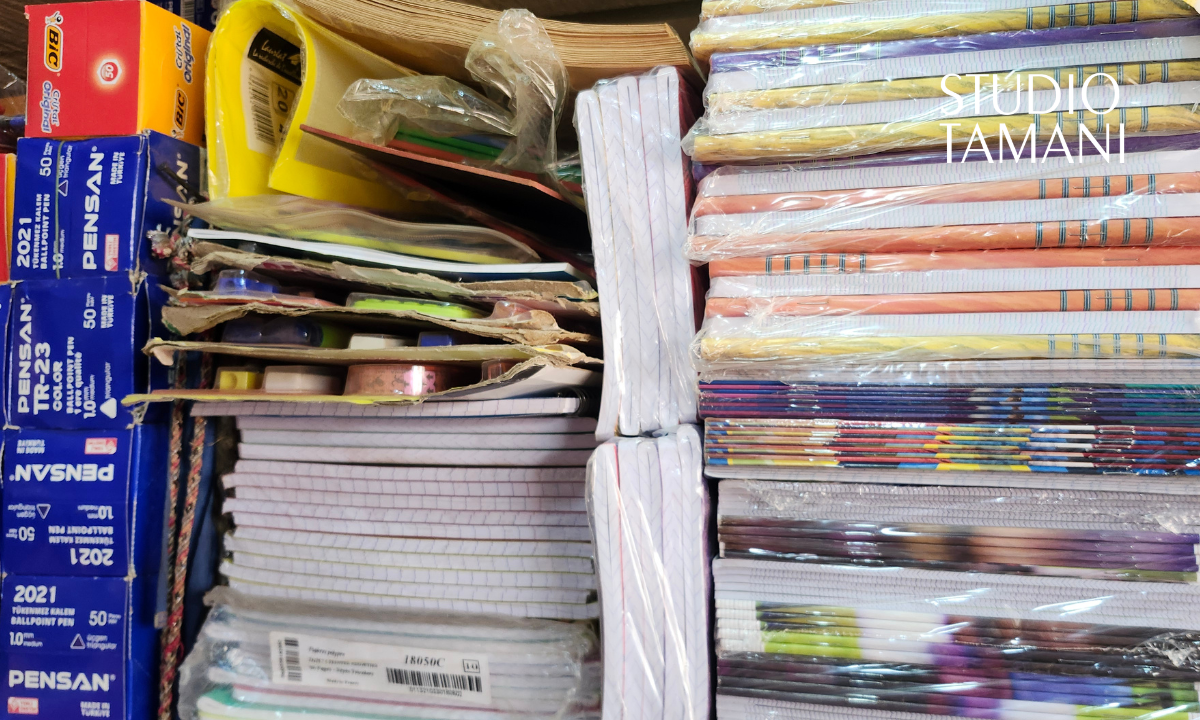 Yélimané : des kits scolaires pour soulager les familles modestes