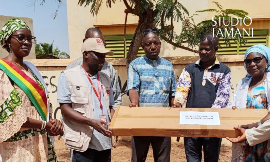 San : plus de 6 millions de FCFA de matériels médicaux offerts à des structures sanitaires