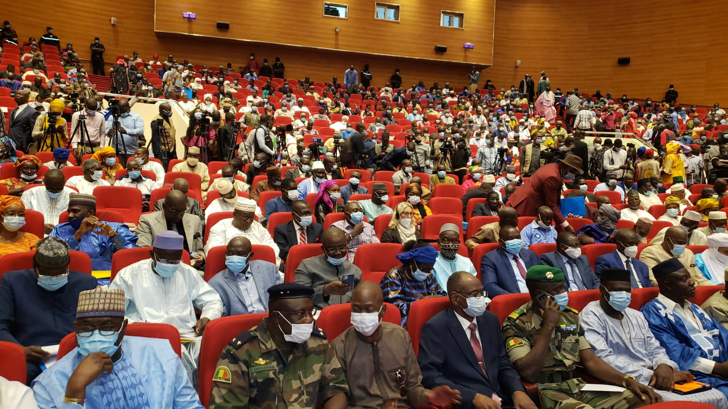 Concertations nationales : les avis des jeunes divergent sur leur implication