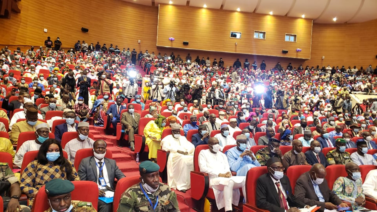 Concertations nationales sur la transition : frustrations et contestations au CICB