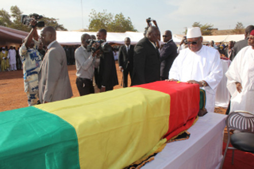 Attaque du Radisson : le Mali pleure les victimes