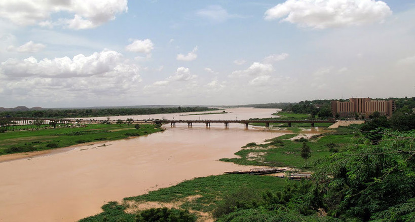 « Parlons de l’Environnement » : Lutte contre la pollution du fleuve Niger, une campagne de nettoyage suffira-t-elle ?