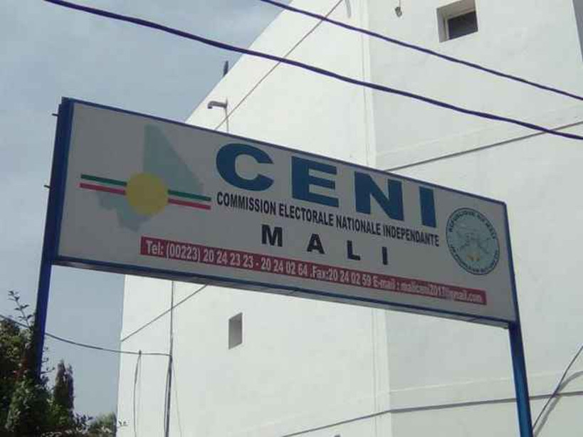 Dissolution de la CENI : « une décision précipitée », regrettent des partis politiques