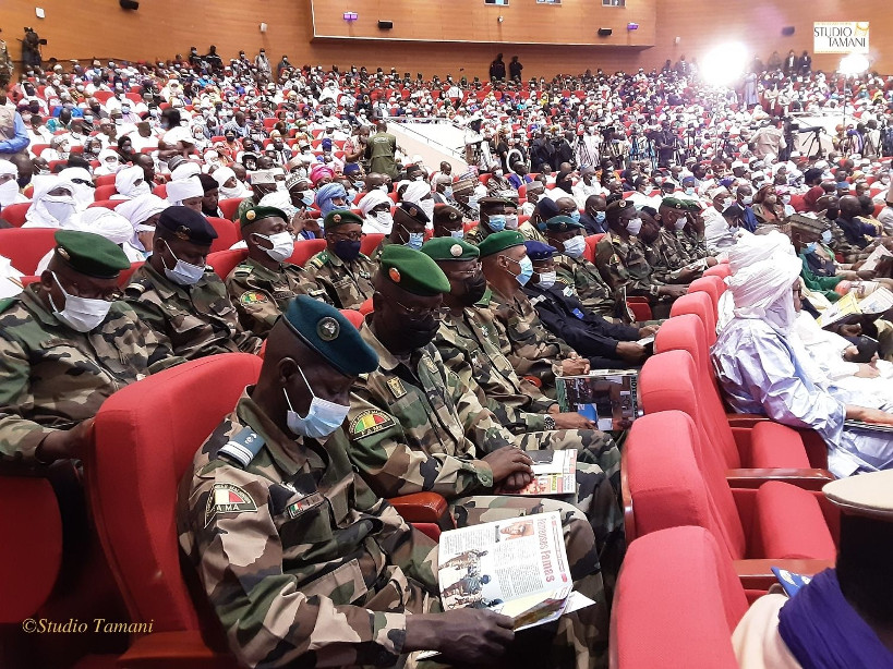 Assises de la refondation : « la constitution de 92 est caduque », soulignent des participants