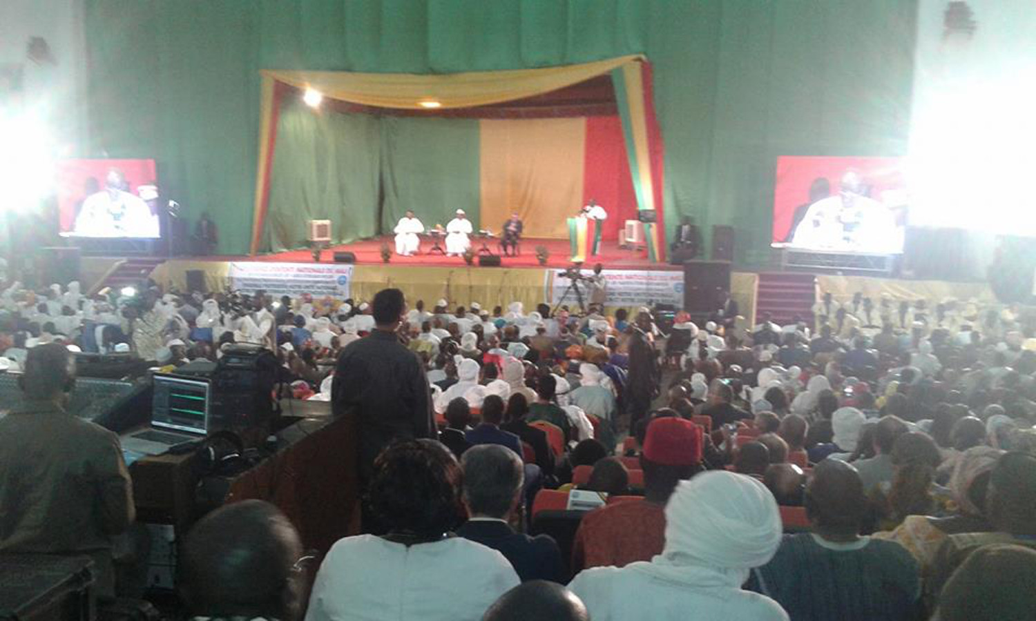 La Conférence d’Entente Nationale a démarré sans l’Opposition et certains groupes de la CMA