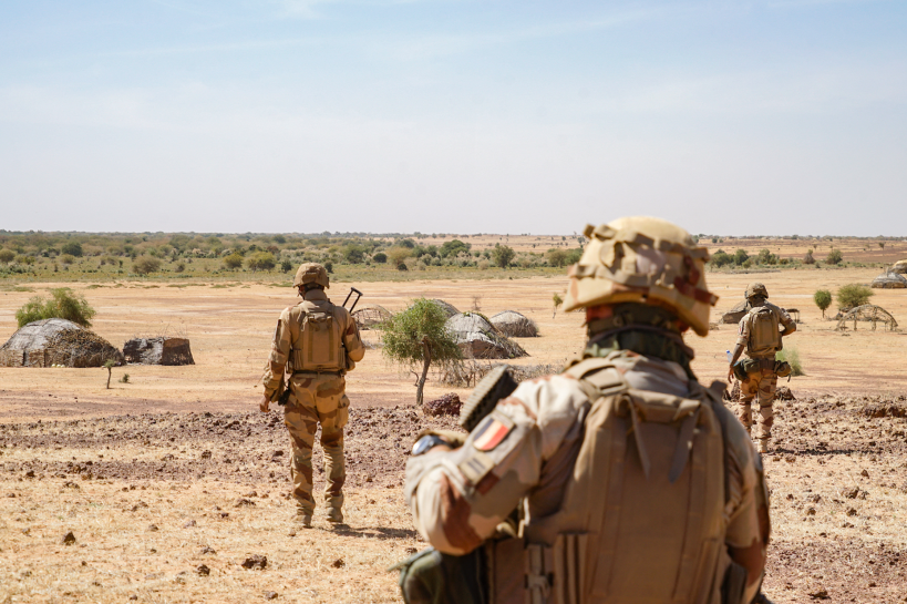 Sommet du G5 Sahel : la fermeture des bases françaises à Kidal, Tessalit et Tombouctou annoncée par Macron