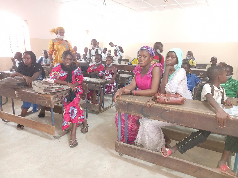 Rentrée des classes : des élèves demandent aux enseignants « d’arrêter les grèves »