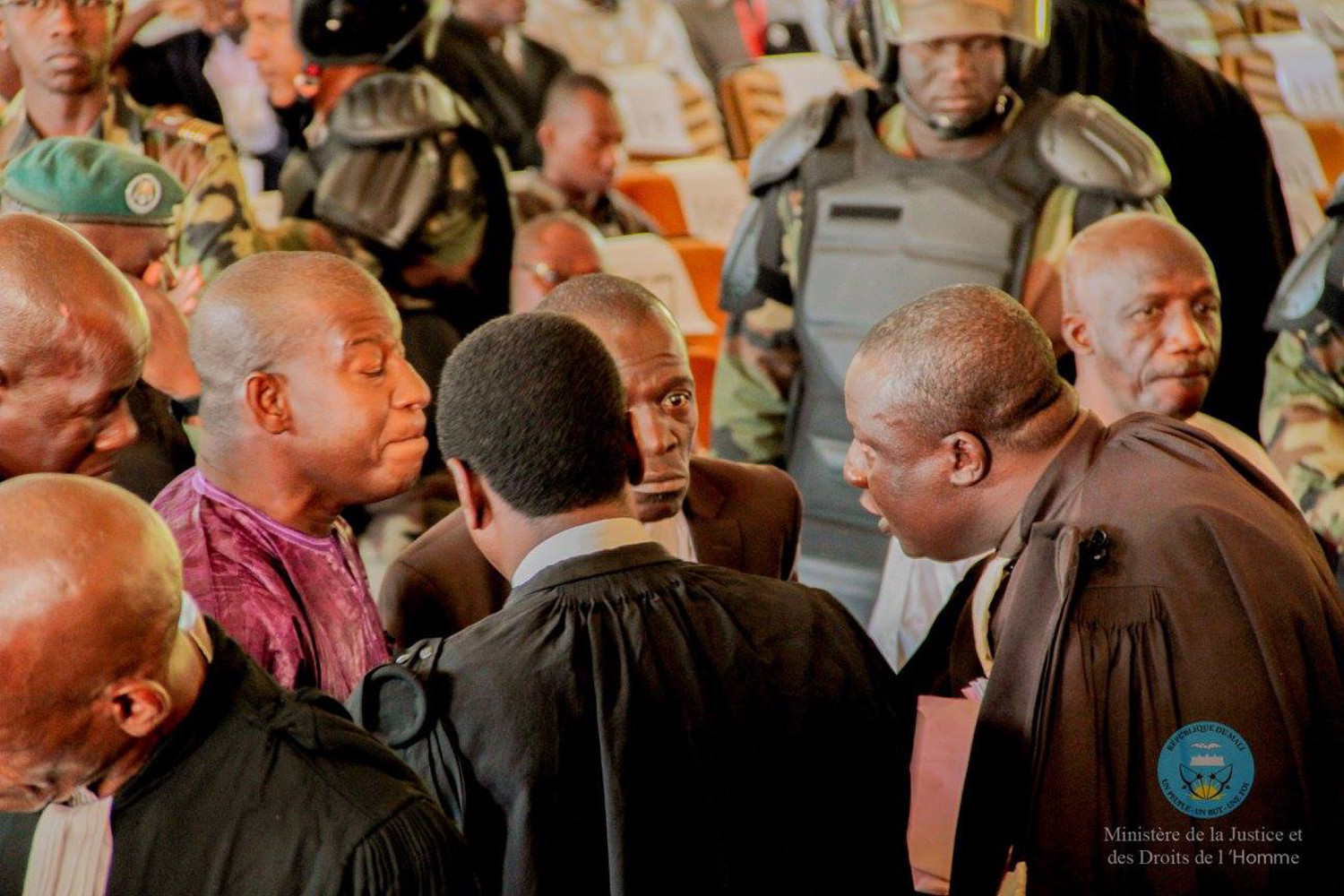 Procès Sanogo : les avocats de la défense déclarent la Cour incompétente pour juger l’affaire des bérets rouges