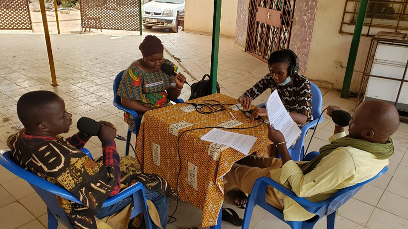 Canicule : des jeunes manifestent contre les coupures d’électricité