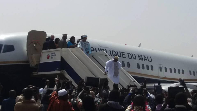 Après 5 ans d’exil à Dakar : l’ex président ATT regagne Bamako