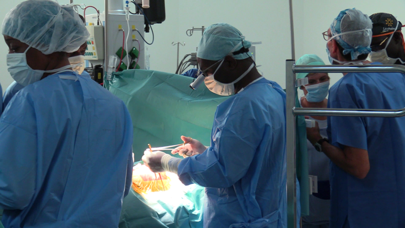 Maladies cardiaques : opérations « réussies » pour quatre enfants maliens