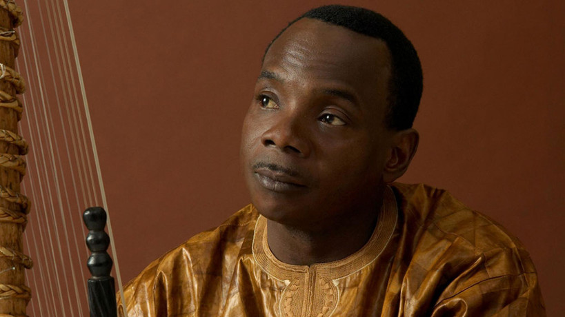 Musique et célébrité : à la rencontre de Toumani Diabaté