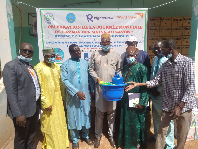 Koutiala et Bafoulabe : sensibilisation sur le lavage des mains au savon