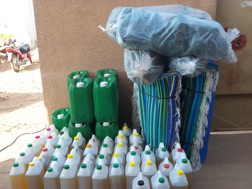 KOUTIALA : don de vivres de non vivres aux déplacés du nord