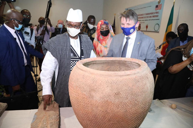 Culture : les États-Unis restituent plus de 900 objets archéologiques au Mali