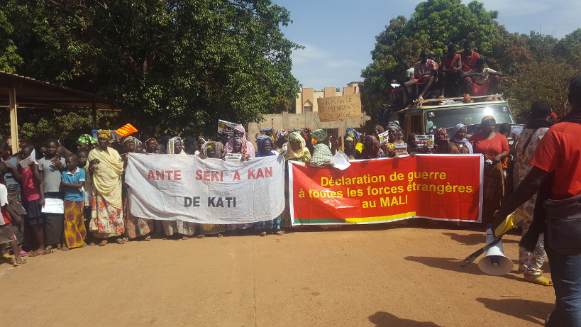Attaques contre les FAMA : des femmes de Kati réclament le départ des forces internationales