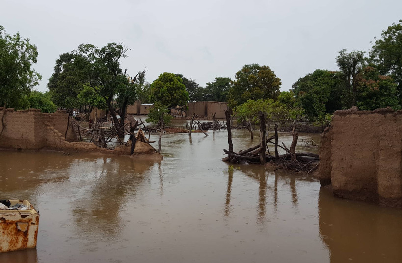 Inondations au Mali : des villages engloutis par les eaux à Kouoro
