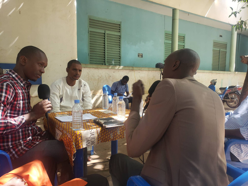 Tous au grin : Monnaie : les jeunes anti-Francs CFA seront-ils satisfaits avec l’arrivée de l’ECO ?