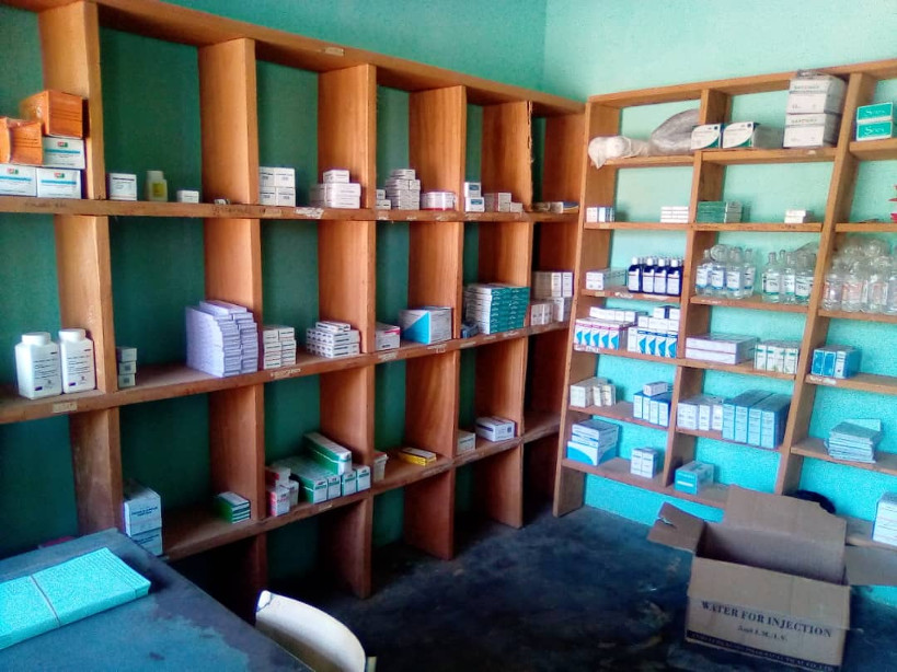 Le CSCOM de Boura désormais opérationnel et doté d’une pharmacie équipée