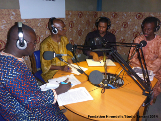 Le Grand Dialogue du 05 Décembre 2014: La  lutte contre le virus ébola au Mali.  Bilan et perspectives