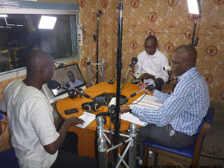 Le Grand Dialogue du 28 Août 2015 : forum de la presse , 1 « La situation sécuritaire et le contrôle d’Anéfis », 2 « La scolarisation des petites filles »