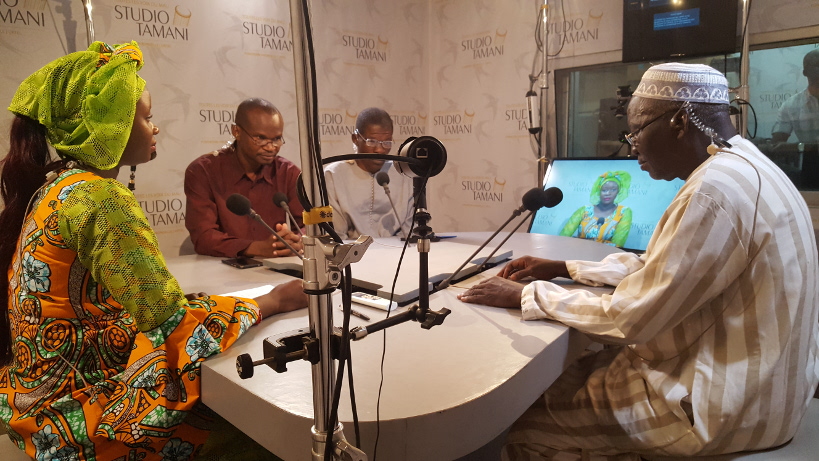 Quel est le bilan de la gestion des écoles et des centres de santé ?