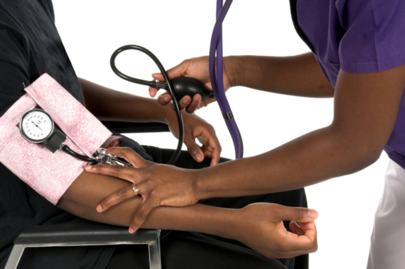 Hypertension artérielle : personne n’est « épargnée », préviennent des médecins