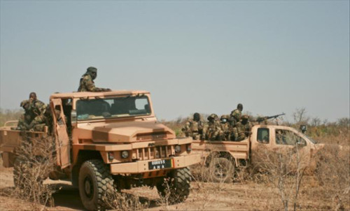 140 militaires maliens déployés sur le site du crash de l’avion