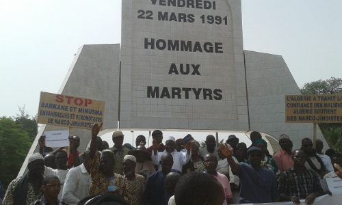 Processus de paix : des Maliens marchent contre la Minusma