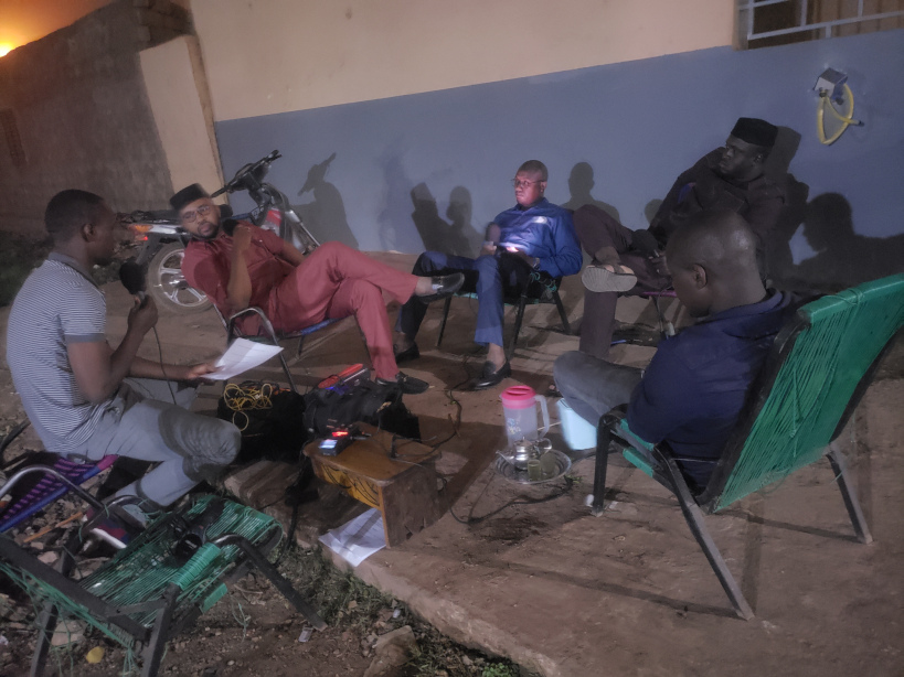 Des jeunes des partis politiques réclament 40% des postes nominatifs et électifs .